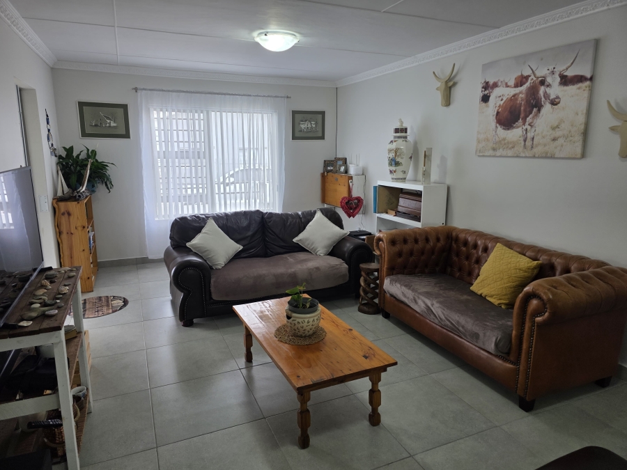 2 Bedroom Property for Sale in Kleinkrantz Western Cape